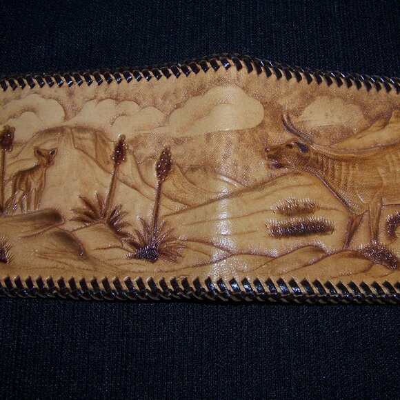 3D Natural Leather Unisex Bifold Wallet Western Tooled  Brown - Picture 1 of 5